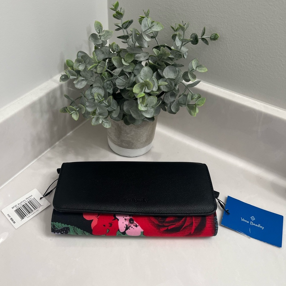 NWT Vera Bradley wallet